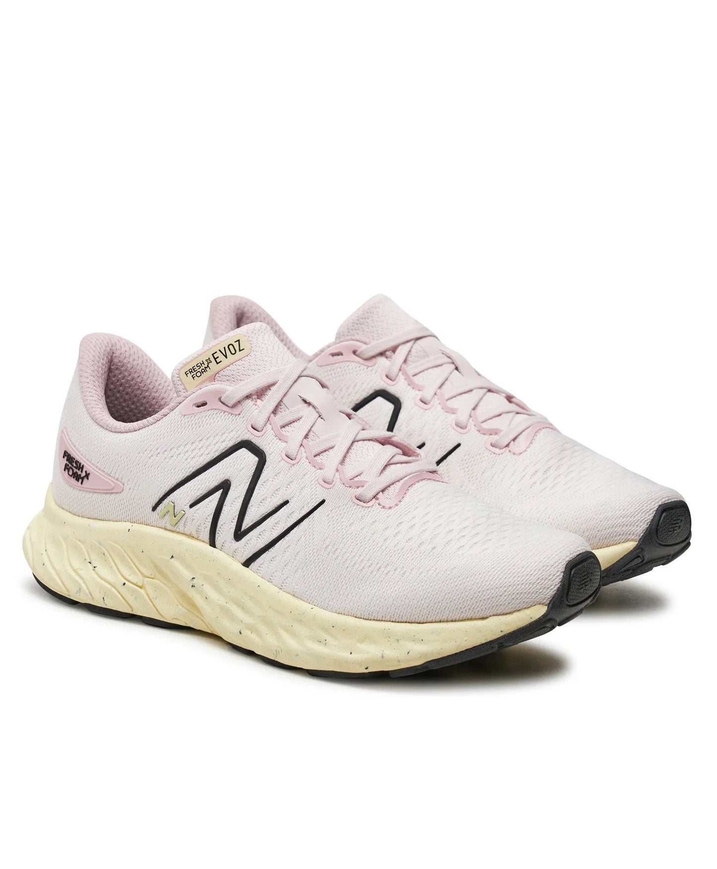 Кроссовки женские для бега New Balance WEVOZCP3
