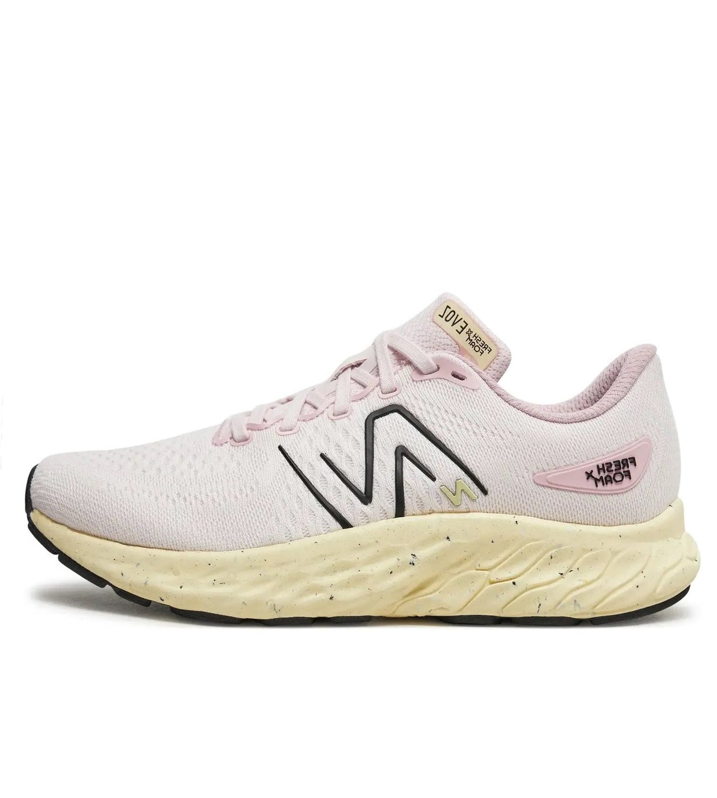 Кроссовки женские для бега New Balance WEVOZCP3