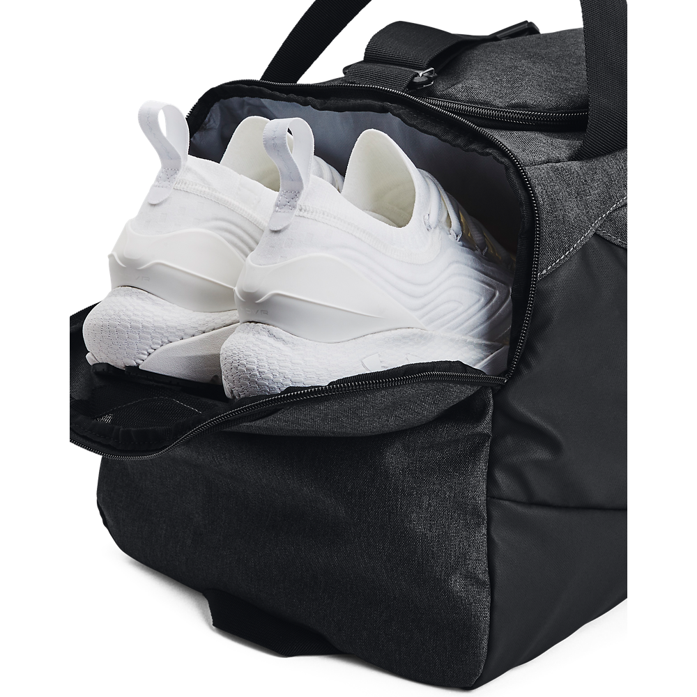 Сумка Under Armour undeniable 5.0 Duffle sm-blk,osfm 1369223-001