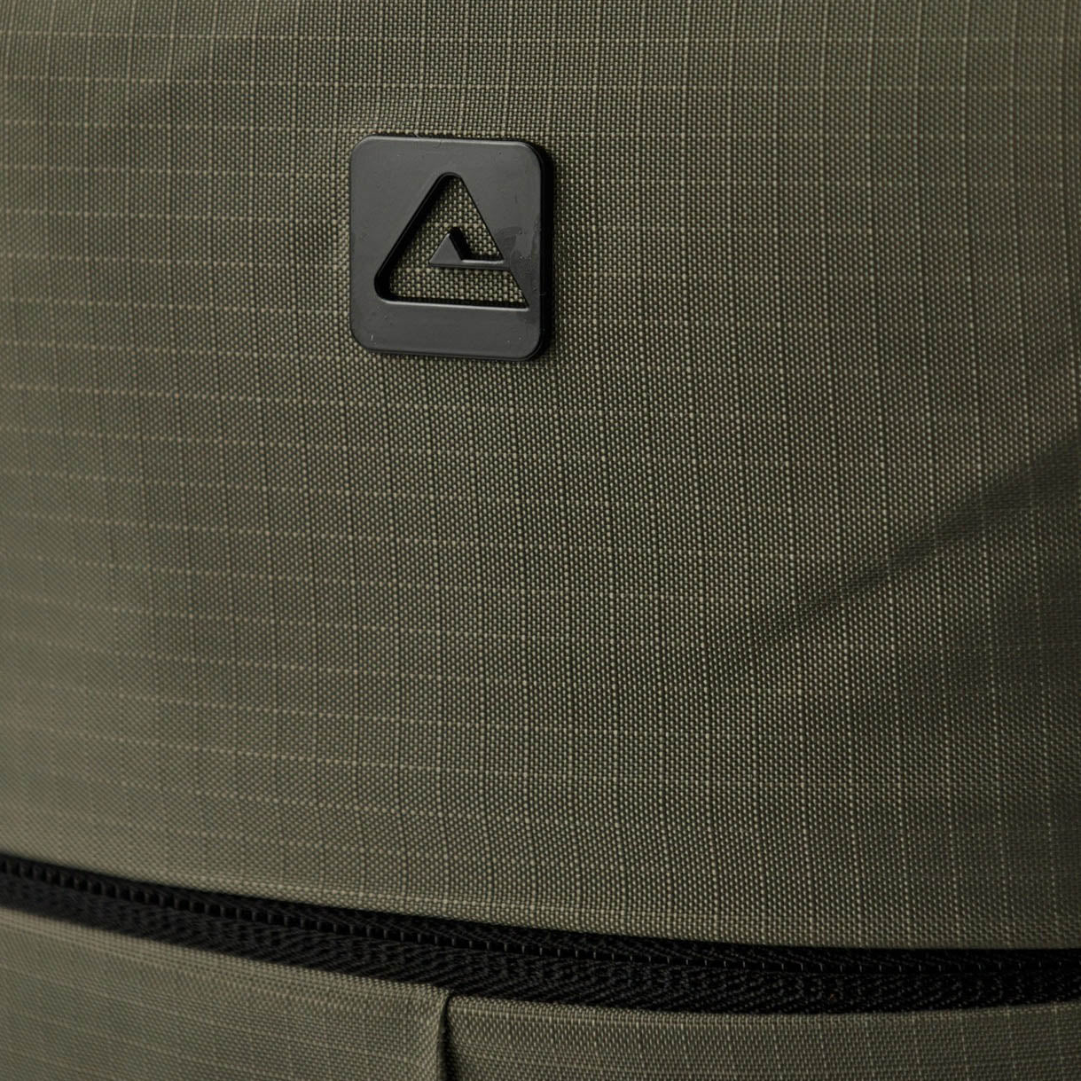 Рюкзак Peak B1253070 dk.army green