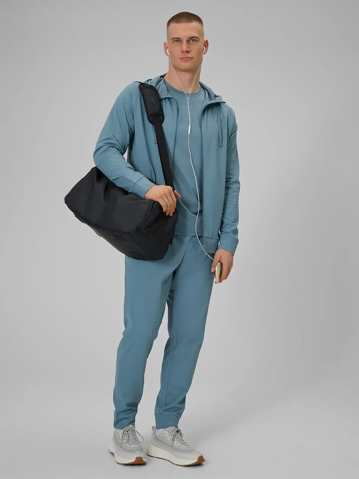 Pantaloni sportivi pentru bărbați 4F M1046 4FWSS26TFTRM1046 denim melange