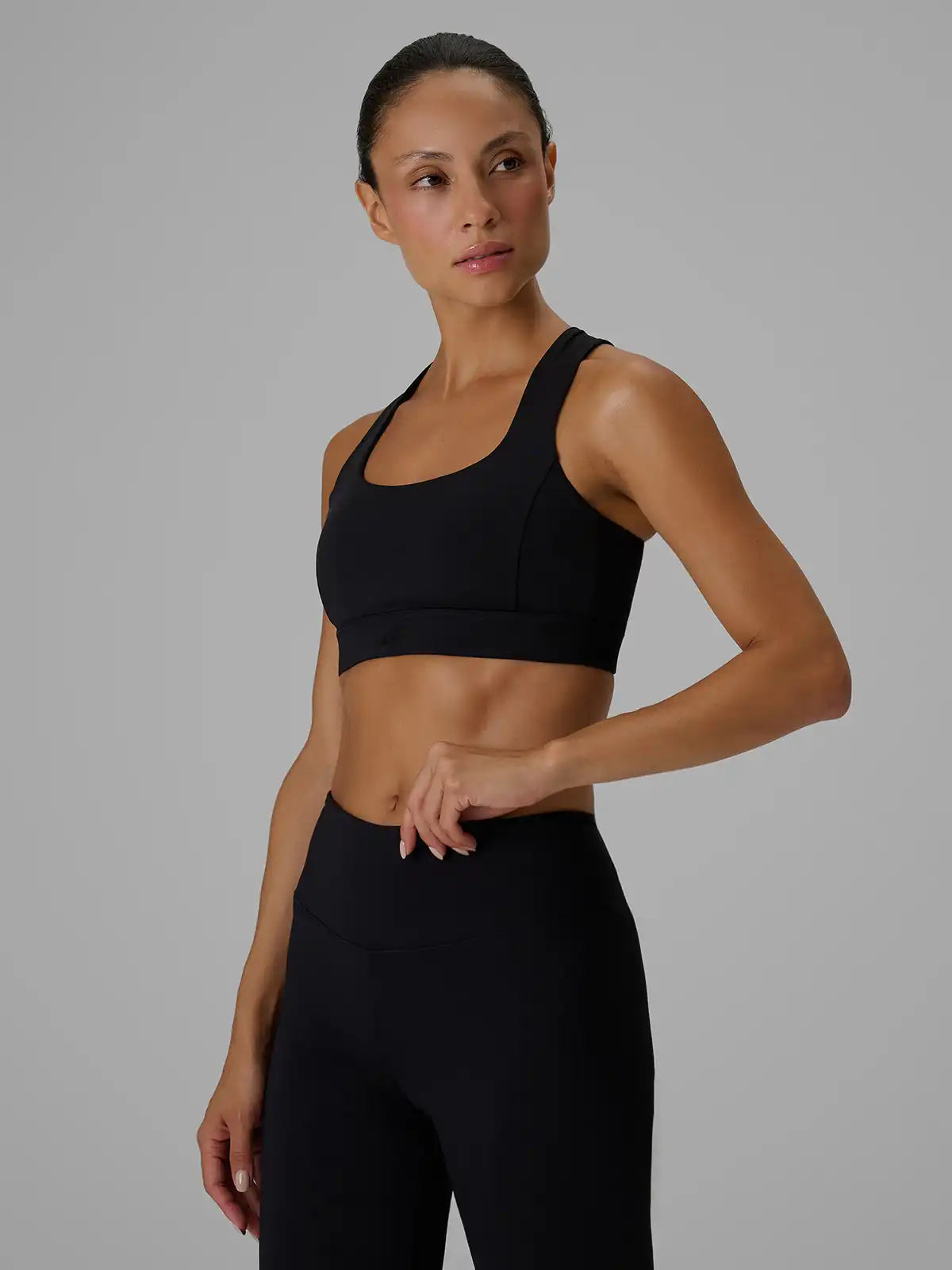 Бра для йоги 4F F252 4FWAW26USBAF252 deep black
