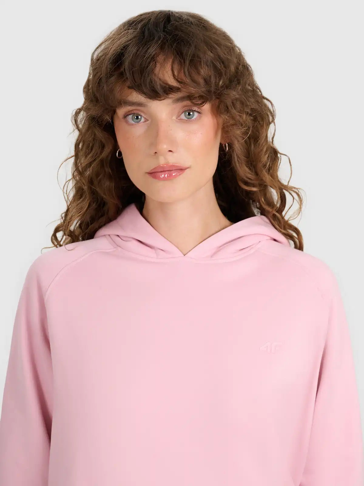 Женский батник с капюшоном 4F F1764 4FWMM00TSWSF1764 light pink