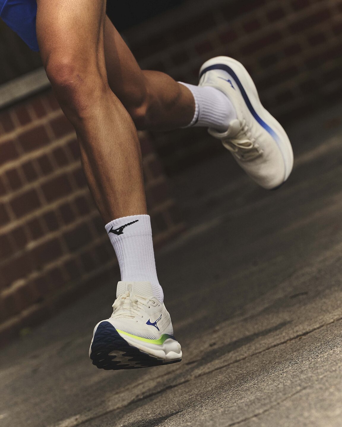 Кроссовки мужские для бега Mizuno WAVE SKY 9 J1GC2502 51