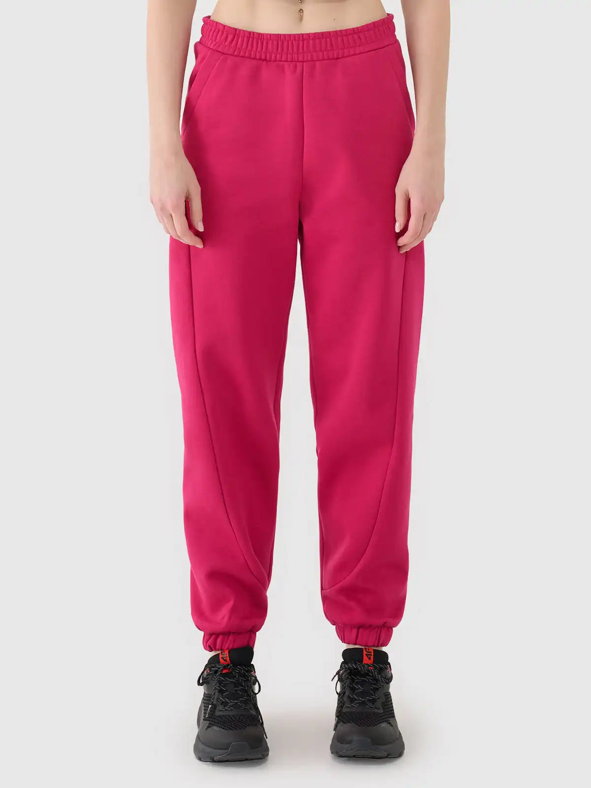 Женские джоггеры 4F F1205 4FWAW25TTROF1205 dark pink