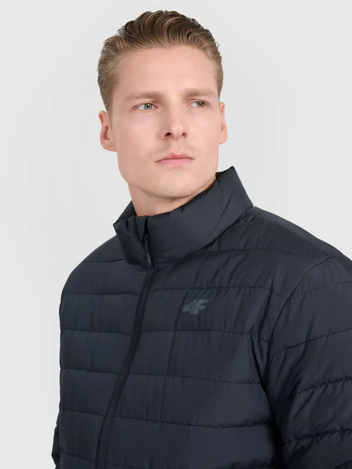 Мужской пуховик 4F M597 4FWAW25TDJAM597 deep black
