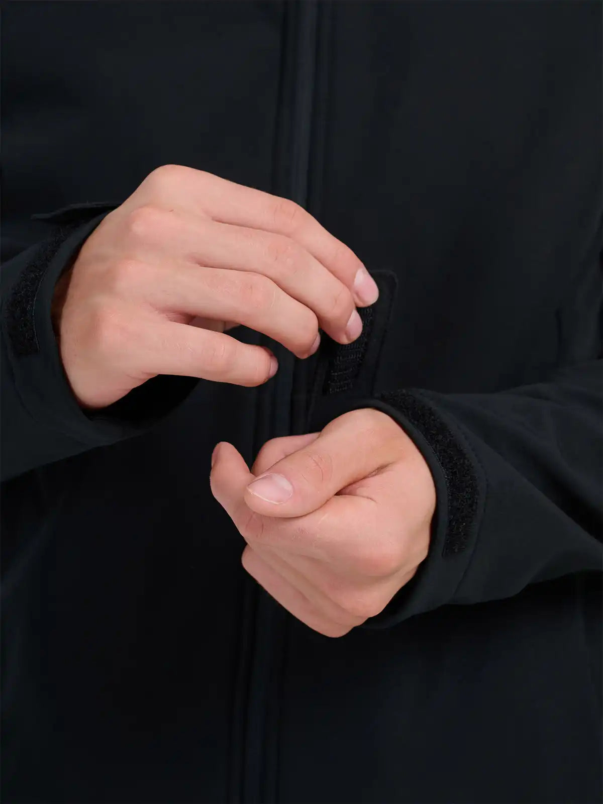 Jacheta rezistentă la vânt pentru bărbați 4FM362 4FWAW25TSOFM362 deep black