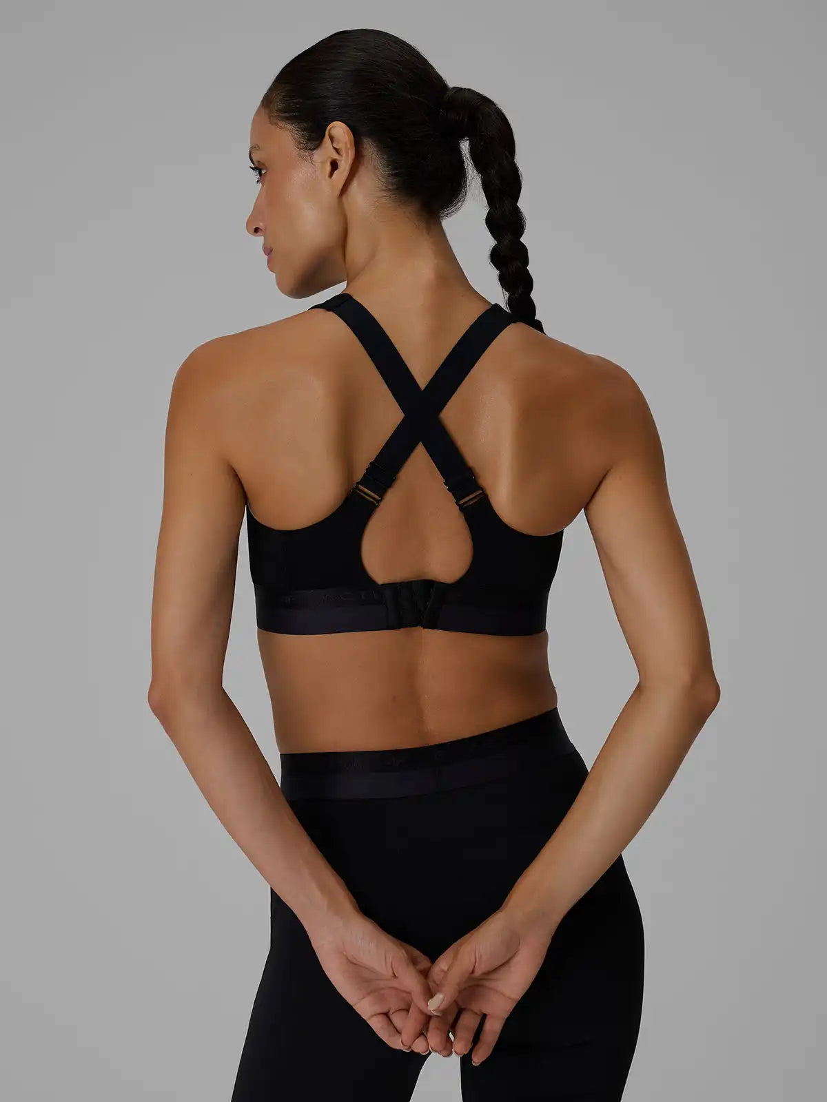 Бра для фитнеса 4F F252 4FWAW26USBAF252 deep black