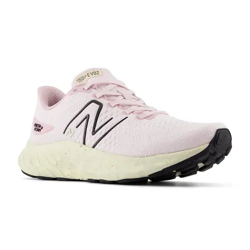 Кроссовки женские для бега New Balance WEVOZCP3