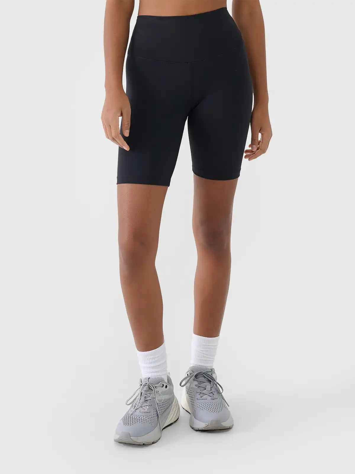 Legginși scurți de fitness pentru femei 4F F085 4FWSS26TFSTF085 deep black