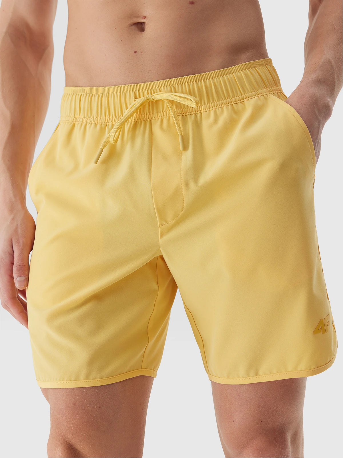Pantaloni scurți de plajă pentru bărbați 4F M092 4FWSS24UBDSM092 Yellow