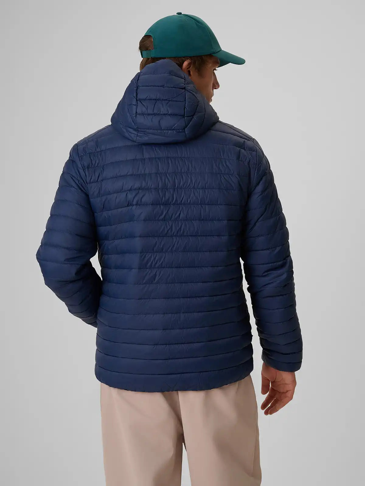 Jachetă de puf pentru bărbați cu glugă 4F M0935 4FWAW26TDJAM0935 navy