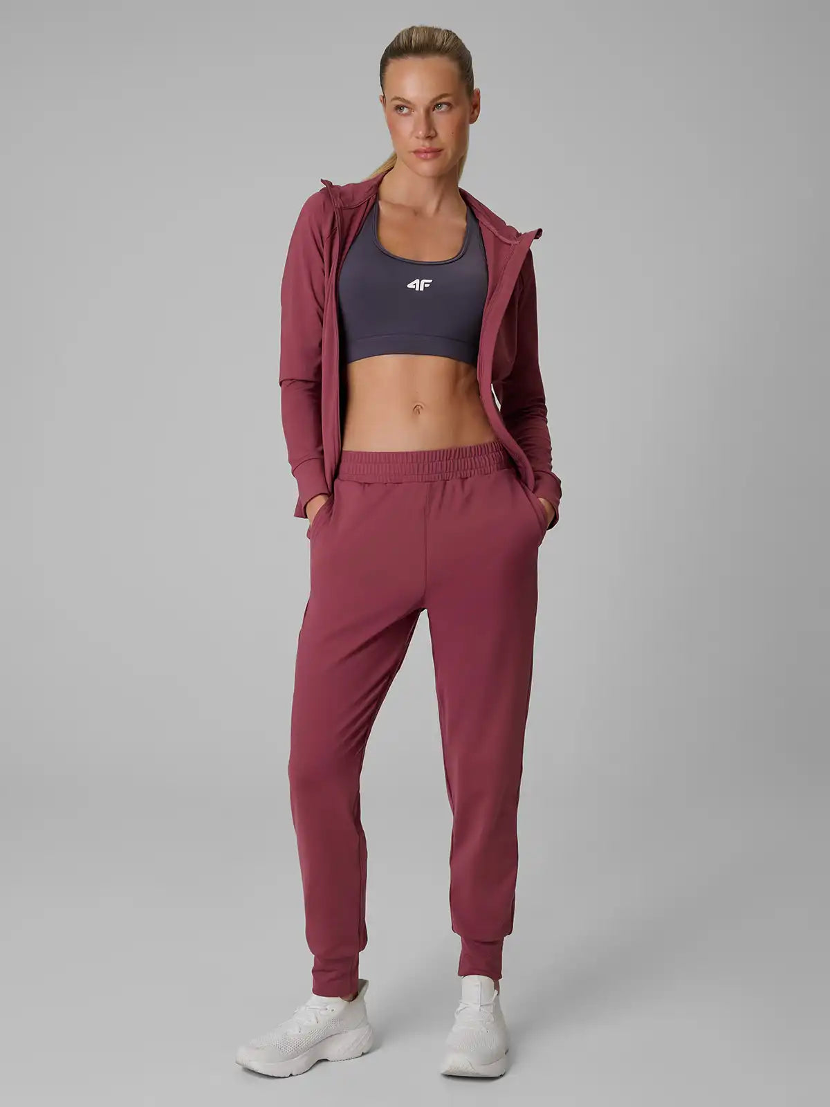 Женские спортивные штаны 4F  F1389 4FWAW26TFTRF1389 burgundy