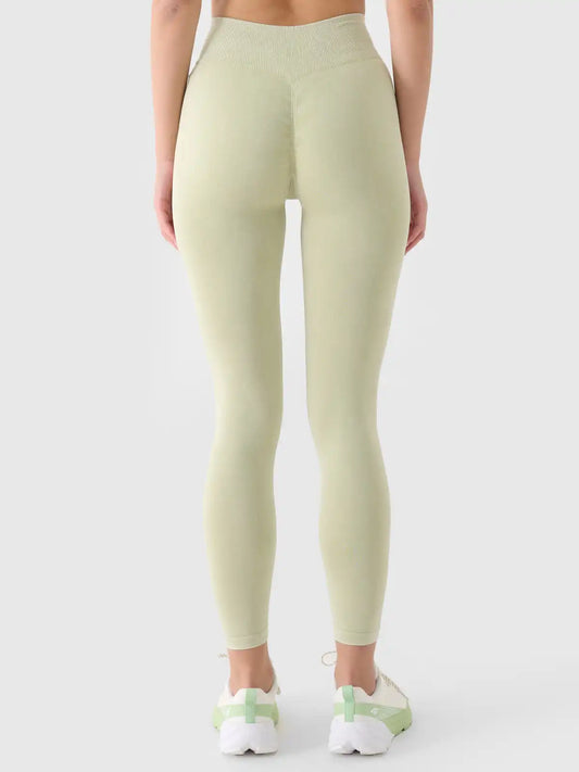 Legginși de antrenament pentru femei 4F F407 4FWAW25TFTIF407 light green