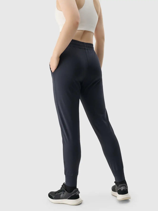 Женские спортивные штаны 4F F0789 4FRSS25TFTRF0789 deep black