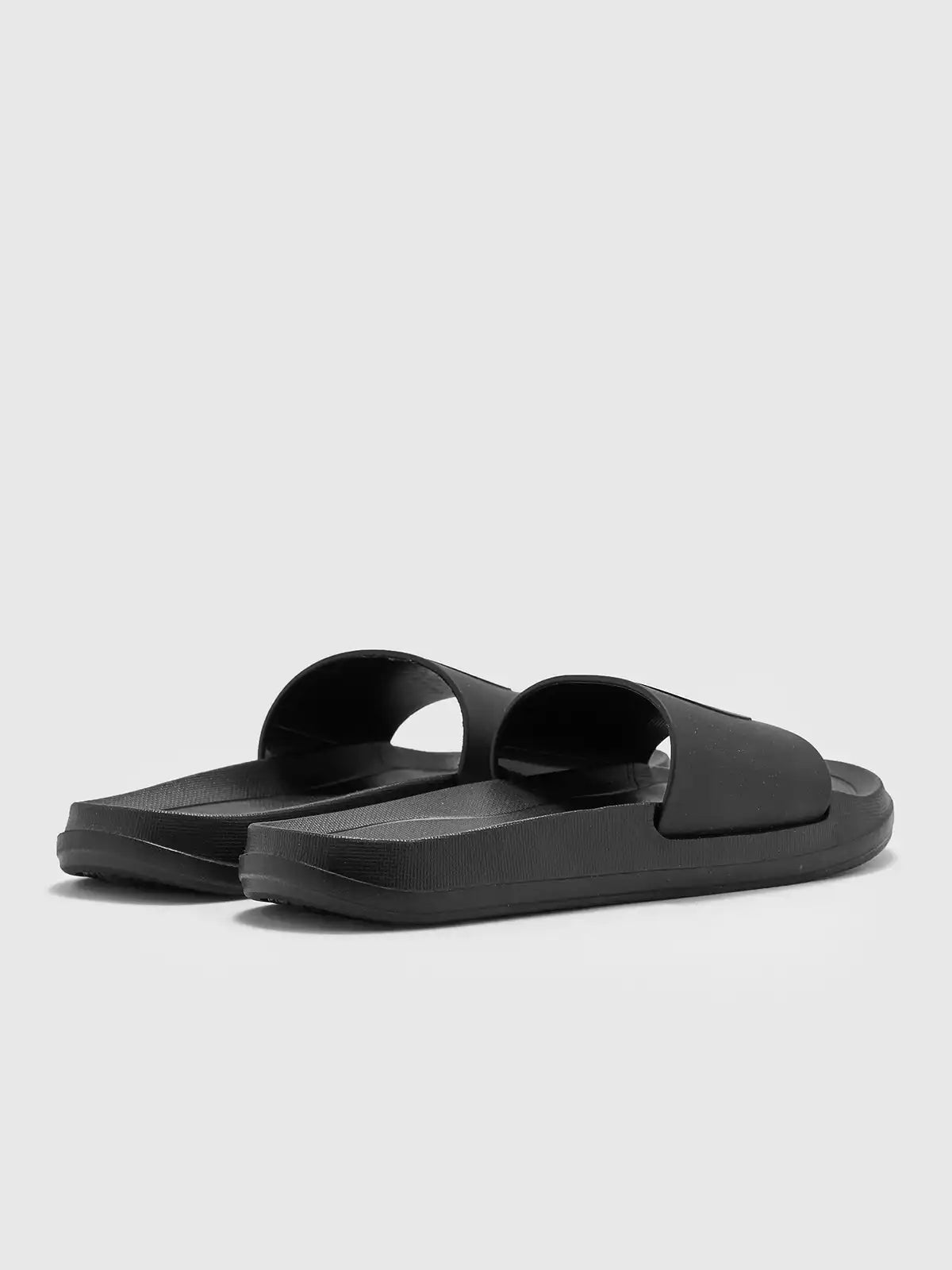 Женские шлепанцы 4F Flipflop F035 4FWSS26FSLIF035 deep black