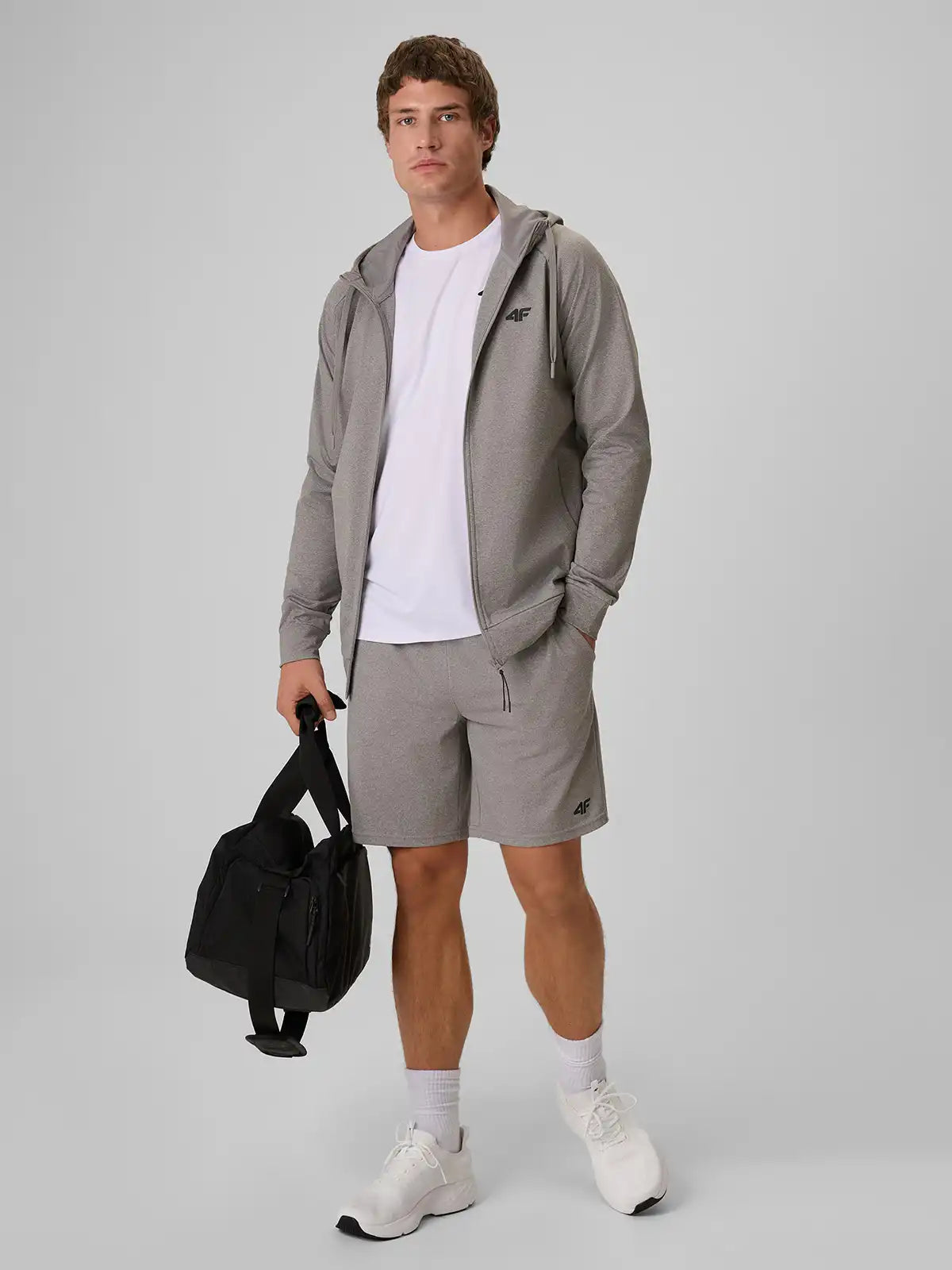 Мужские шорты для фитнеса 4F M1671 4FWAW26TFSHM1671 grey melange