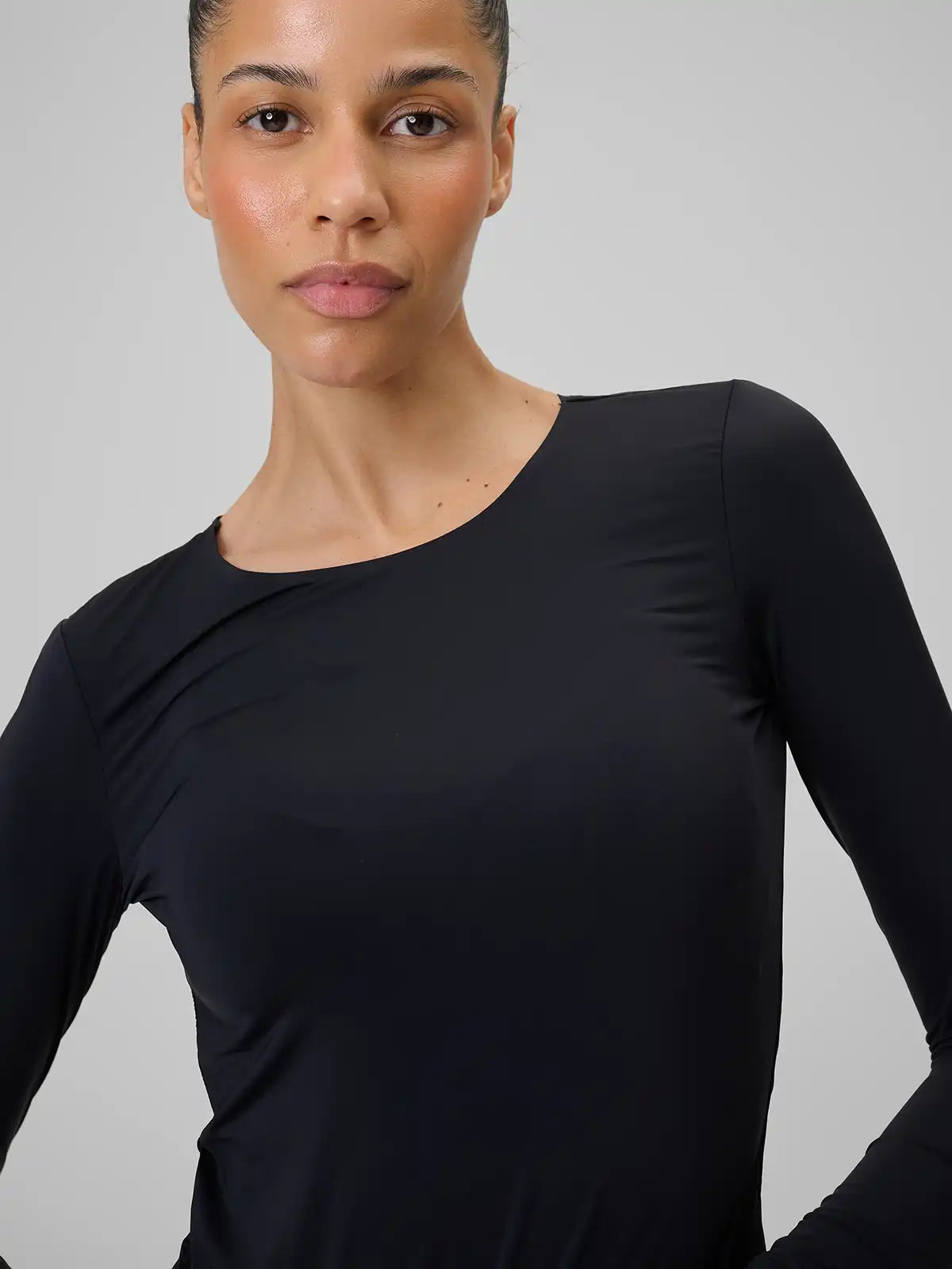 Longsleeve de yoga pentru femei 4F F501 4FWSS26TFLOF501 deep black