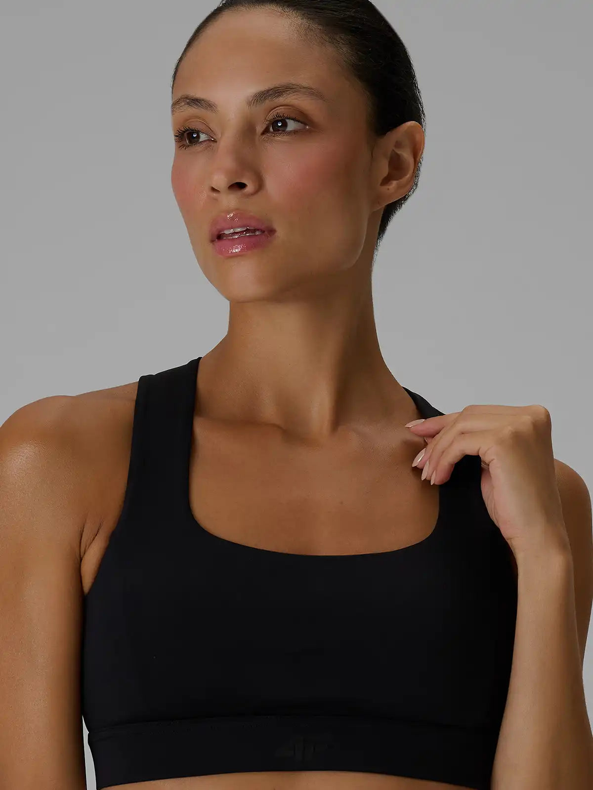 Бра для йоги 4F F252 4FWAW26USBAF252 deep black