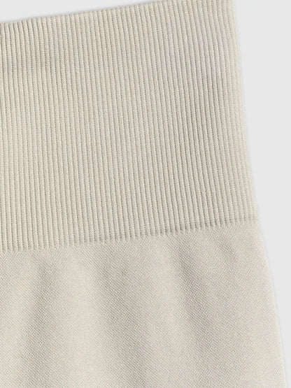 Женские короткие леггинсы для фитнеса 4F F109 4FWSS26TFSTF109 creme