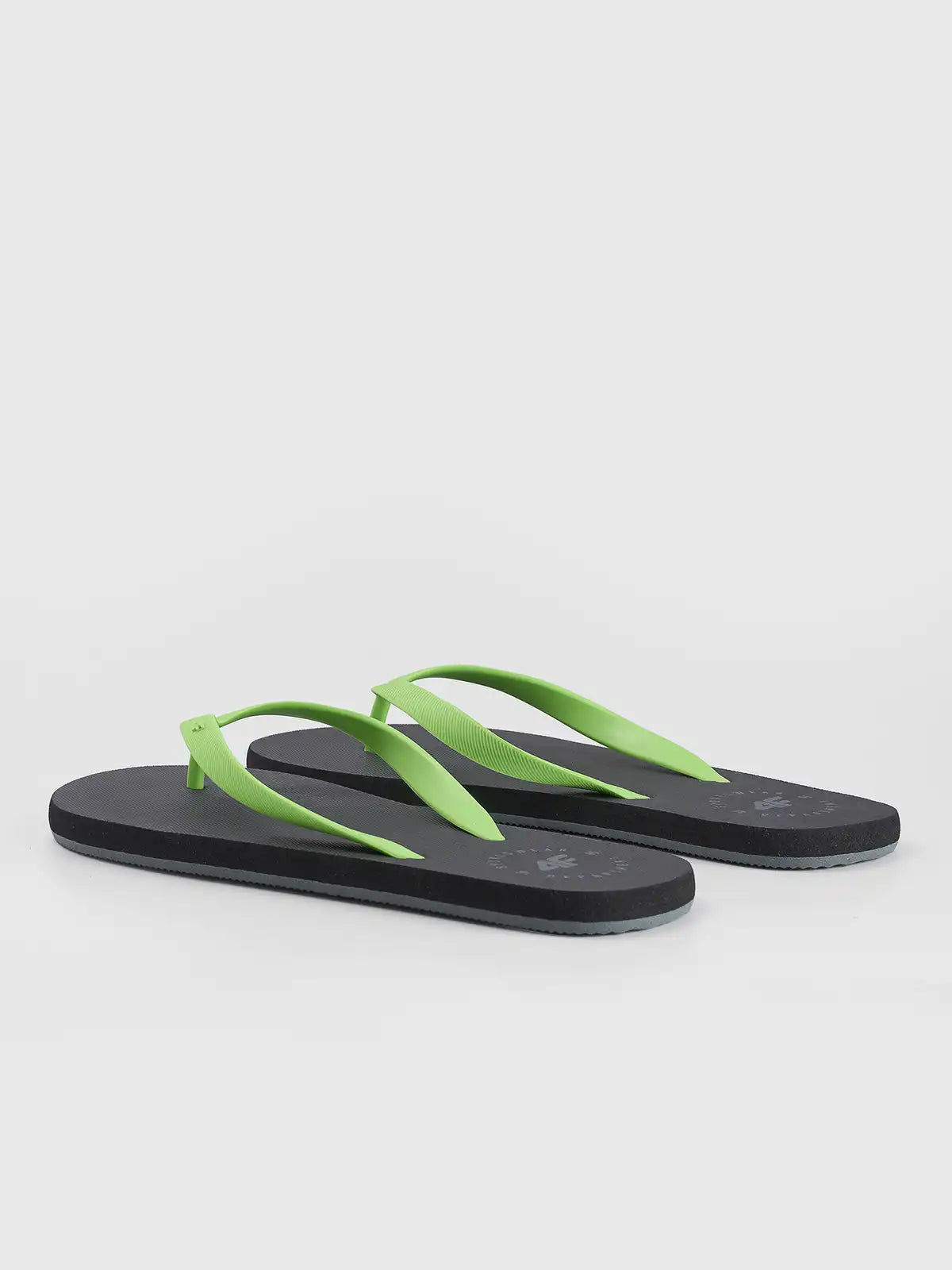 Мужские шлепанцы 4F Flipflop  M210 4FWSS26FFLIM210 black