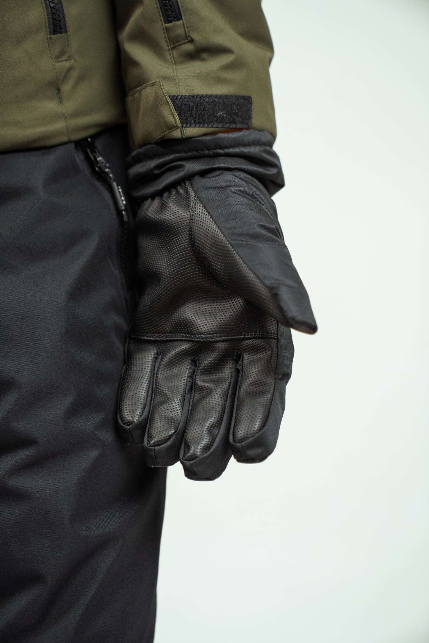 Перчатки мужские горнолыжные Brugi ZD1N TJB