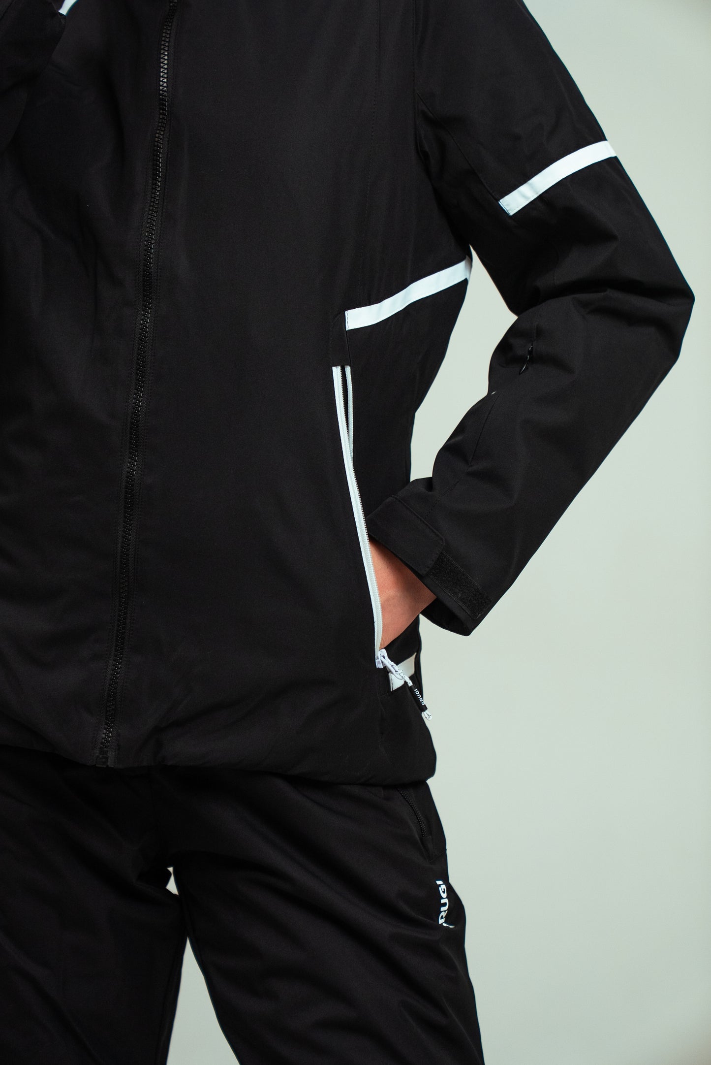 Женский лыжный костюм Brugi AG2S Y45