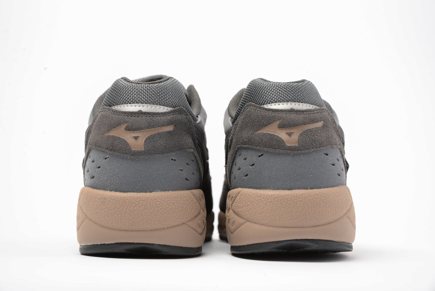 Кроссовки мужские casual Mizuno contender cordura D1GA2510 04