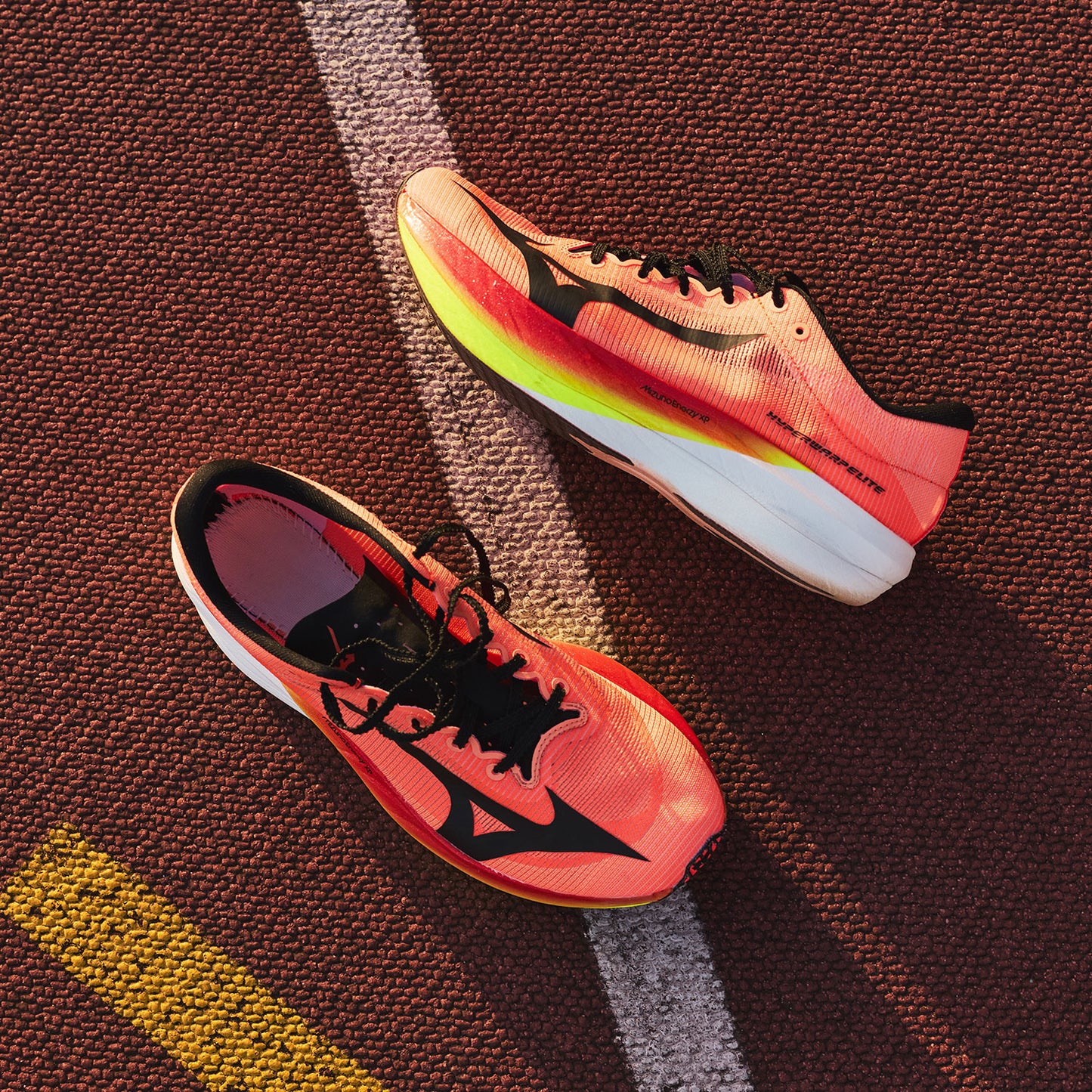 Кроссовки мужские для бега Mizuno HYPERWARP ELITE J1GC2671 81