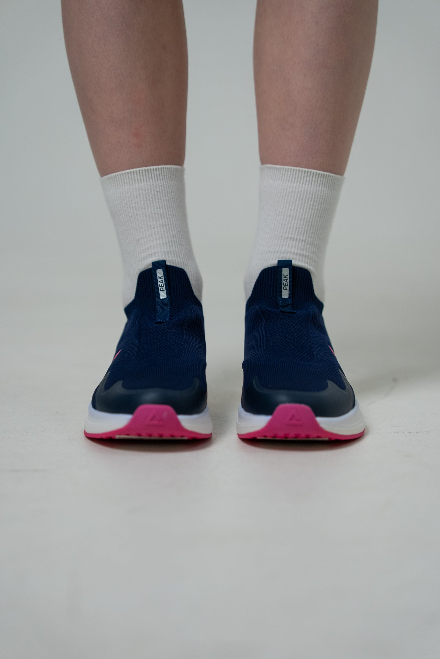 Кроссовки женские Peak Casual EW49308E blue purple