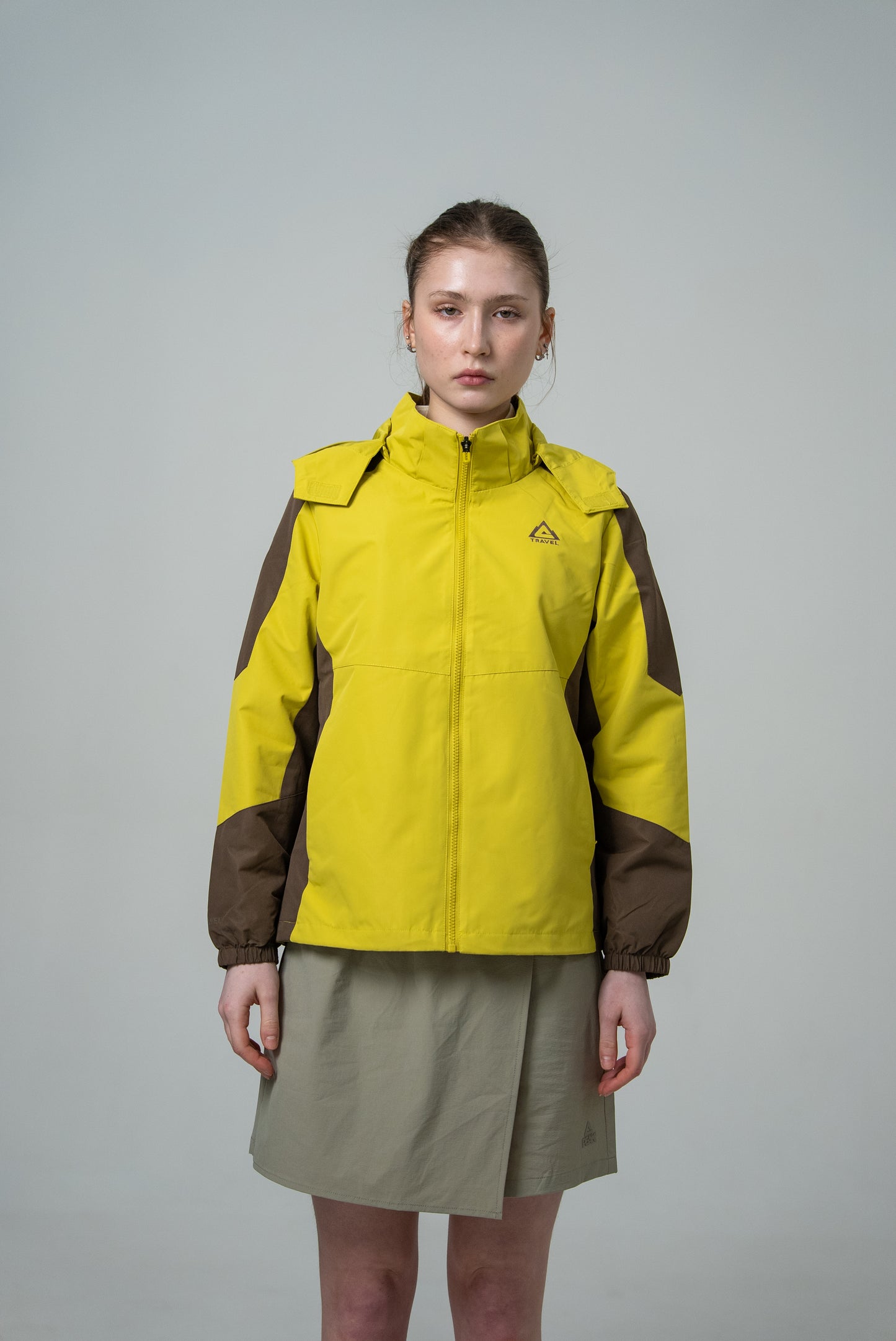 Женская водонепроницаемая ветровка Peak Travel FW2253008 yellow