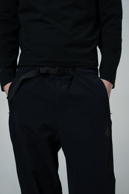 Pantalonii sport pentru bărbați Peak FW3253301 black