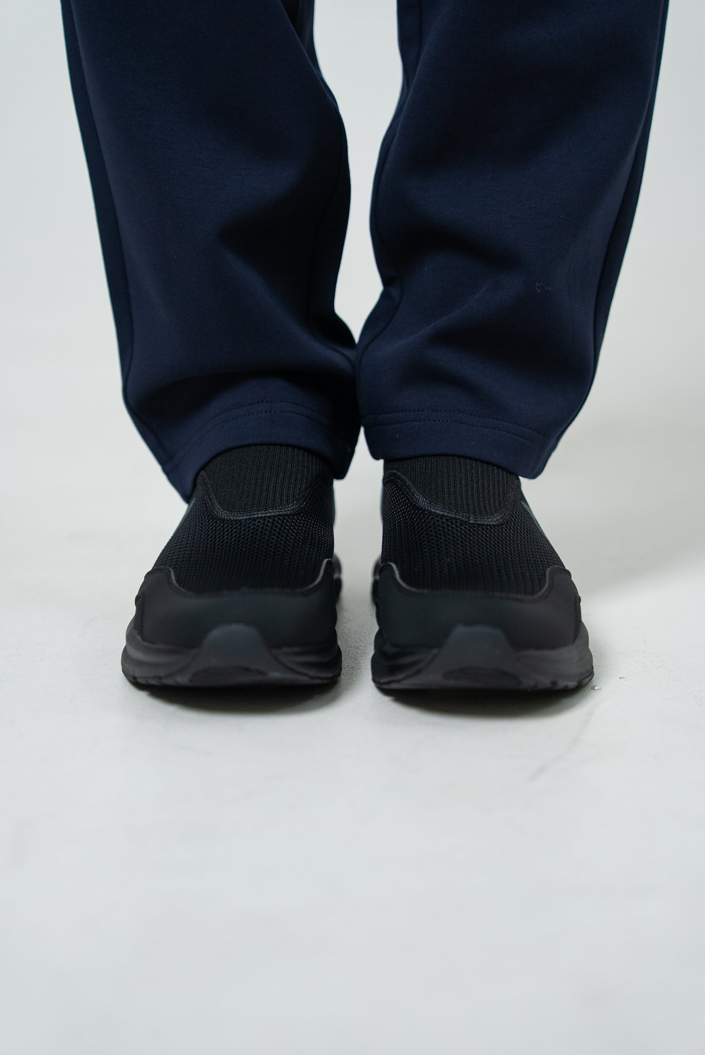 Кроссовки мужские Peak Casual EXT53421J all black