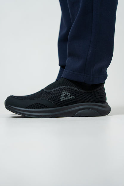 Кроссовки мужские Peak Casual EXT53421J all black