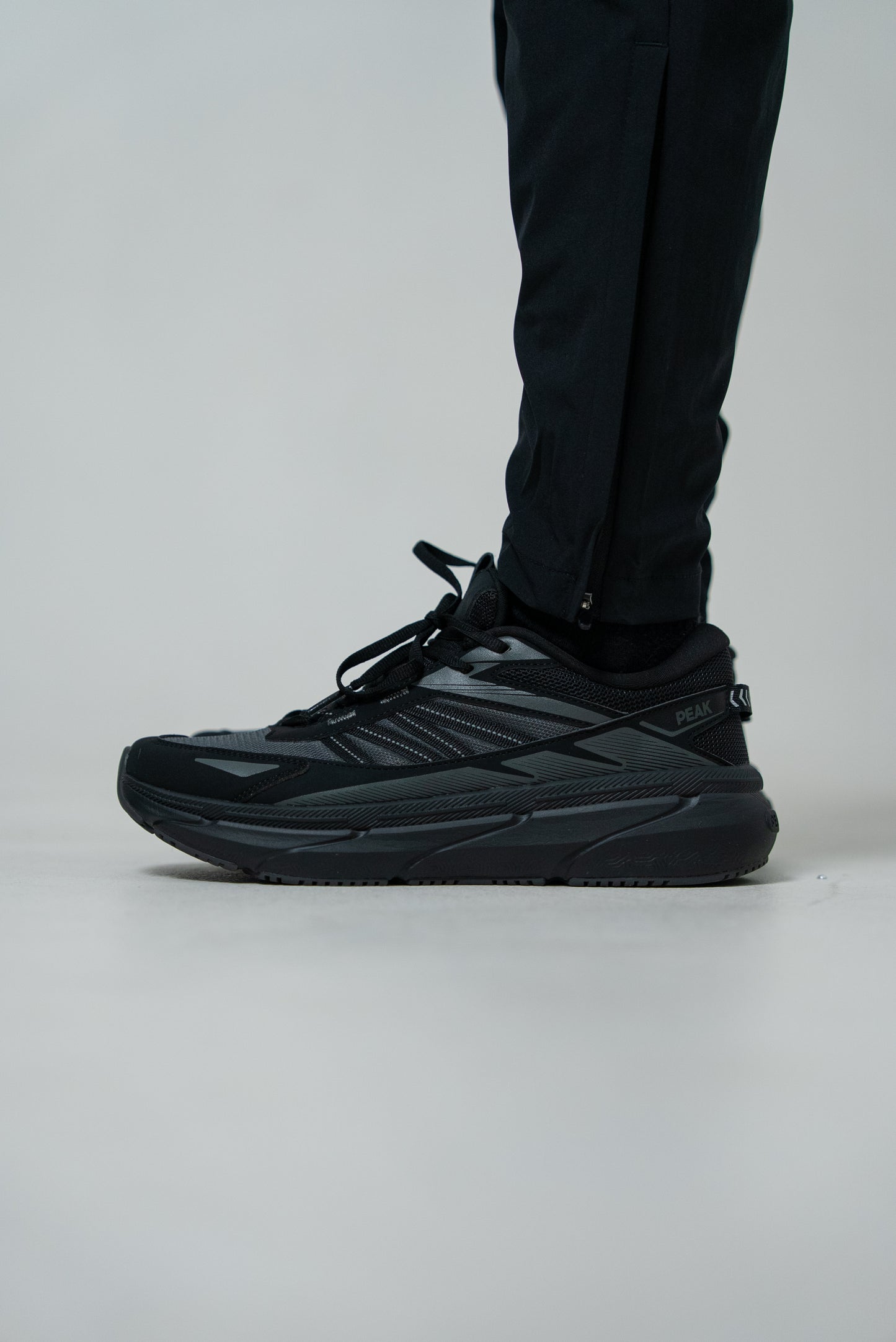 Adidași pentru bărbați Peak Casual EXT53807D black/grey