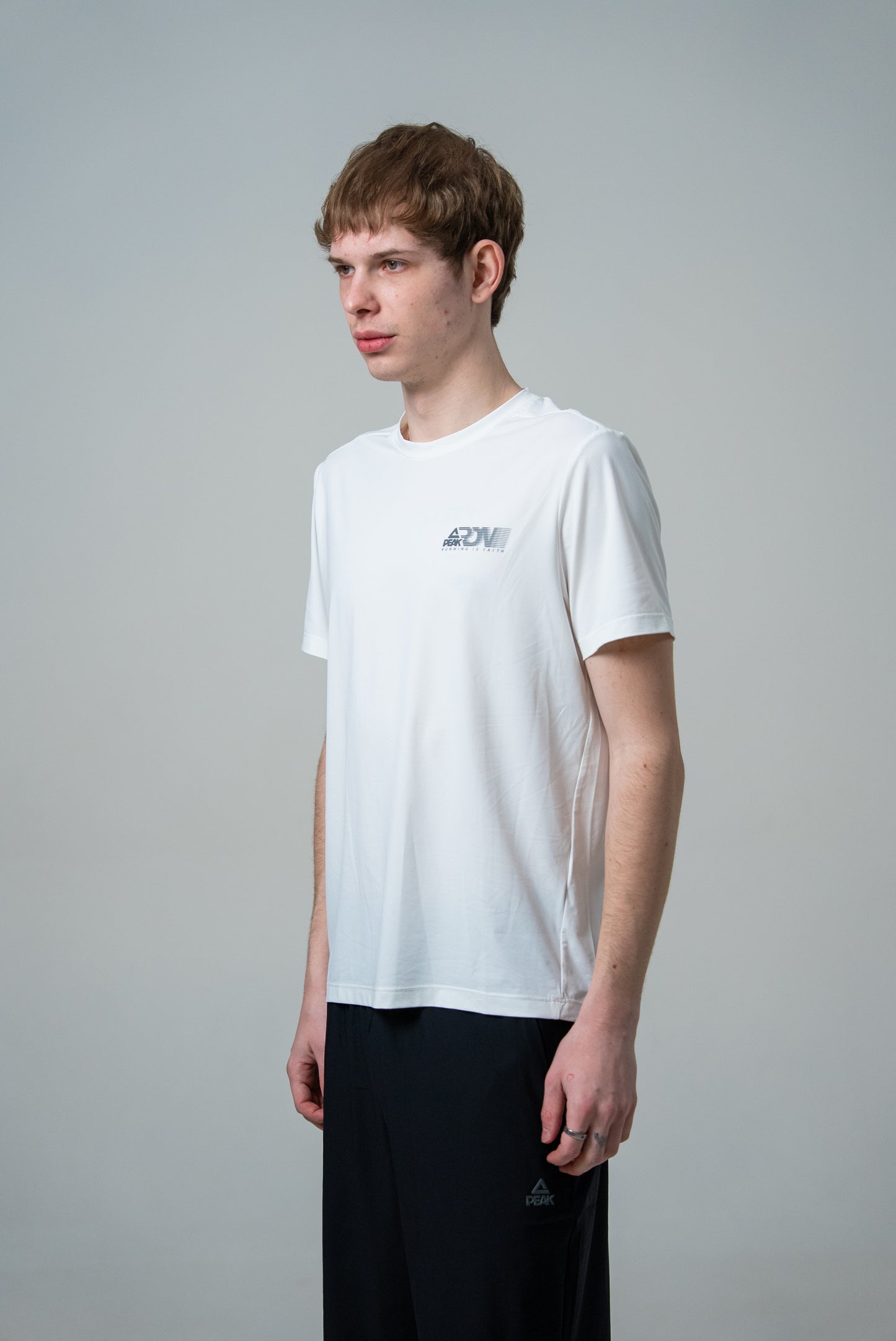 Tricou de alergare pentru bărbați Peak FW6253101 white