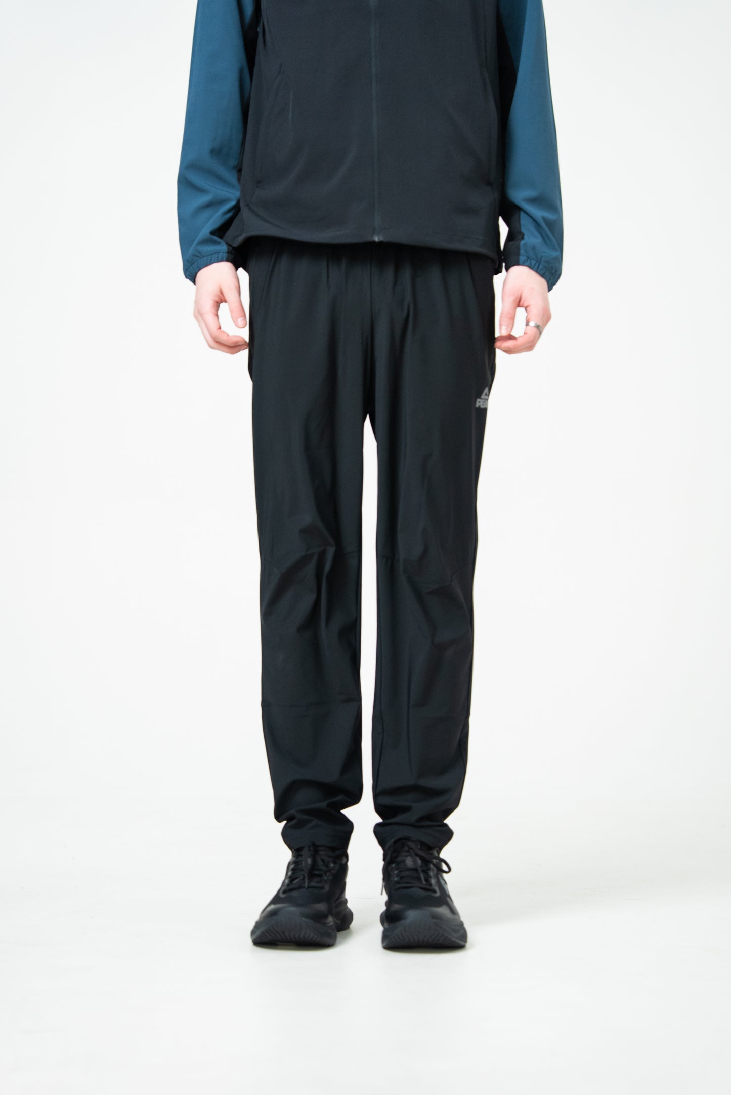 Мужские спортивные штаны Peak FW3253011 black
