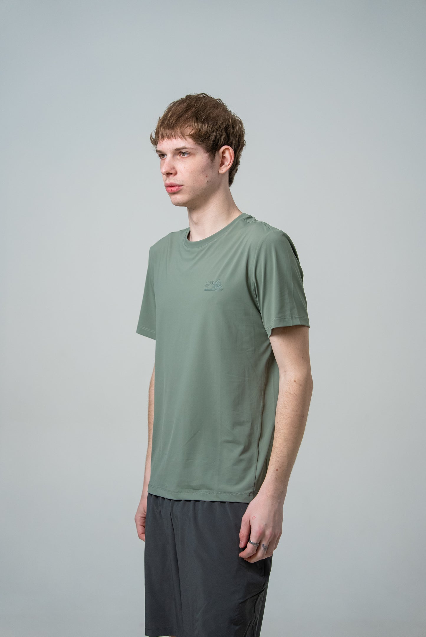 Tricou de antrenament pentru bărbați Peak FW6253271 army green