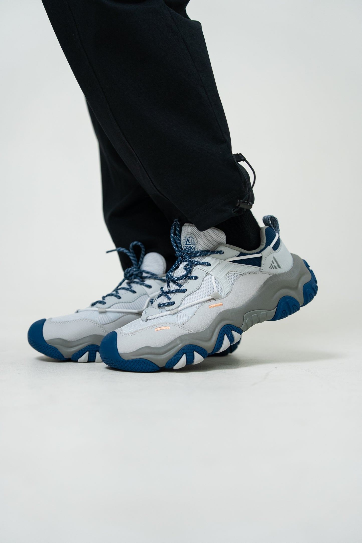 Adidași pentru bărbați Peak Casual EXT53787E lt.grey/navy