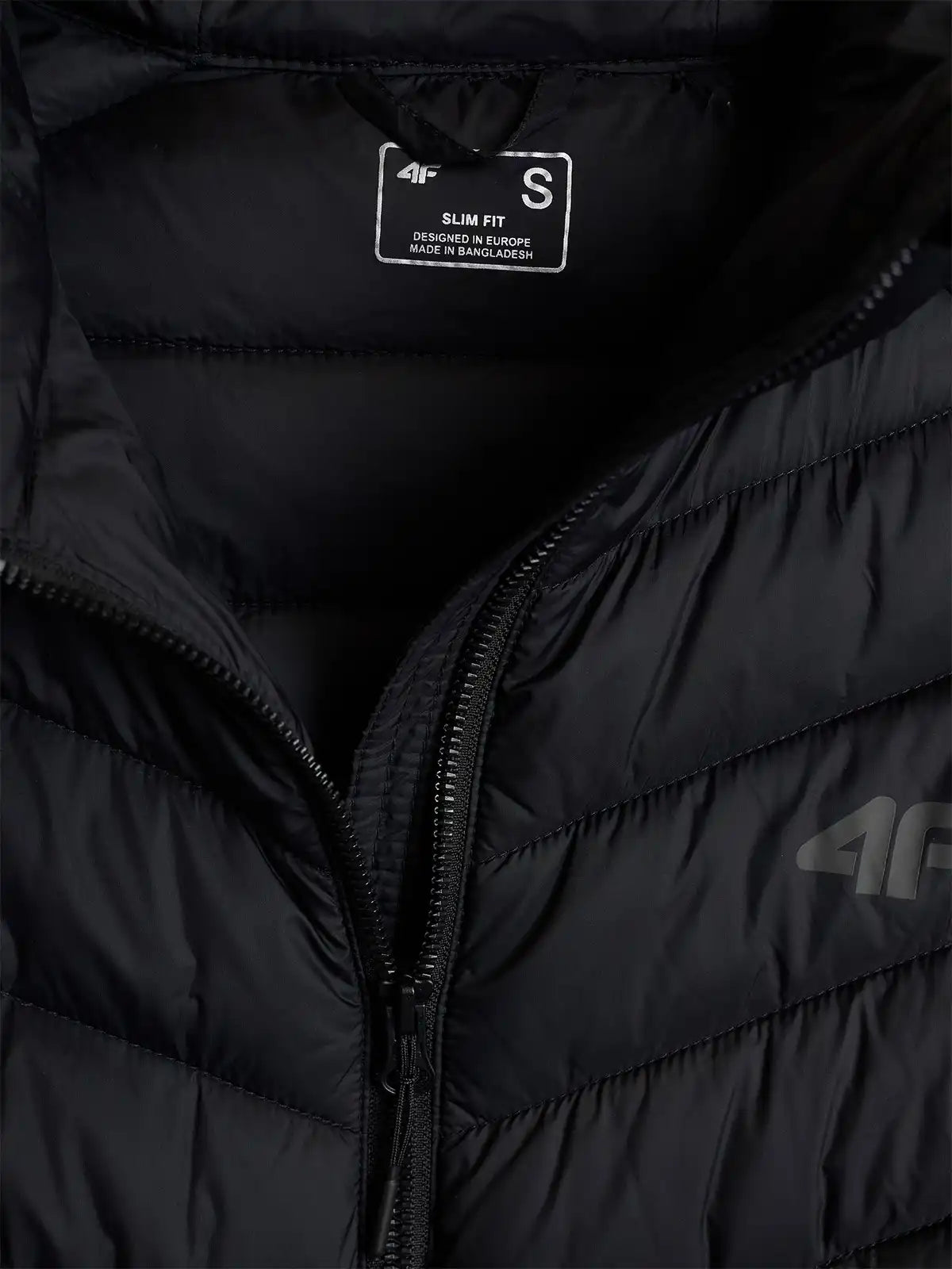 Женский пуховик 4F F0924 4FWAW26TDJAF0924 deep black
