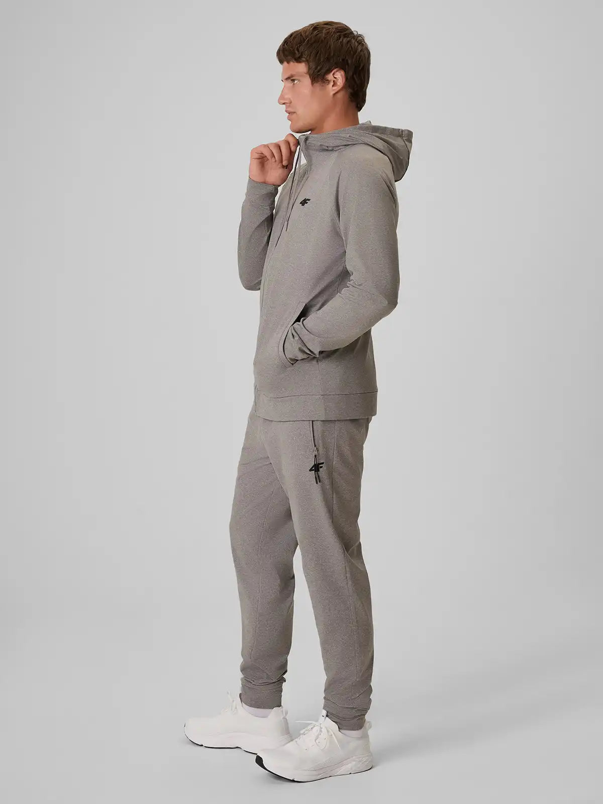 Мужские спортивные штаны 4F  M1424 4FWAW26TFTRM1424 grey melange