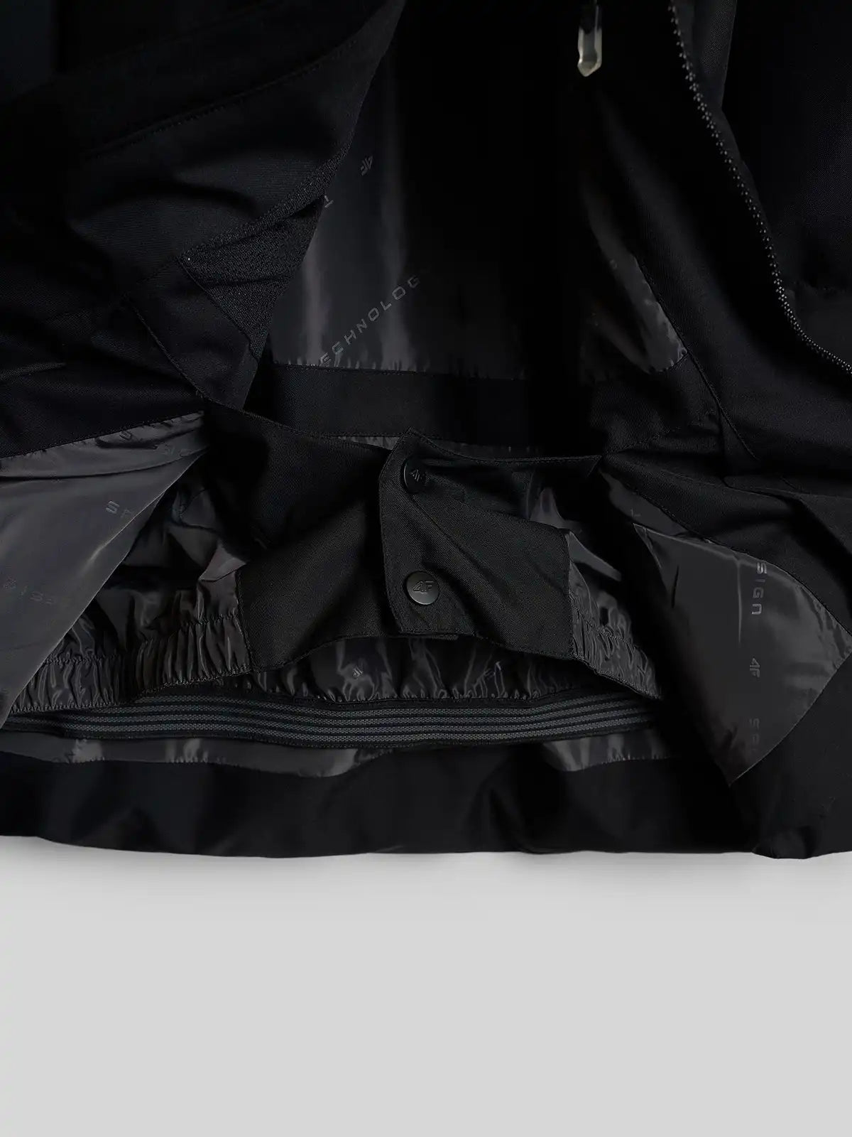 Мужская лыжная куртка 4F  M1204 4FWAW26TTJAM1204 deep black