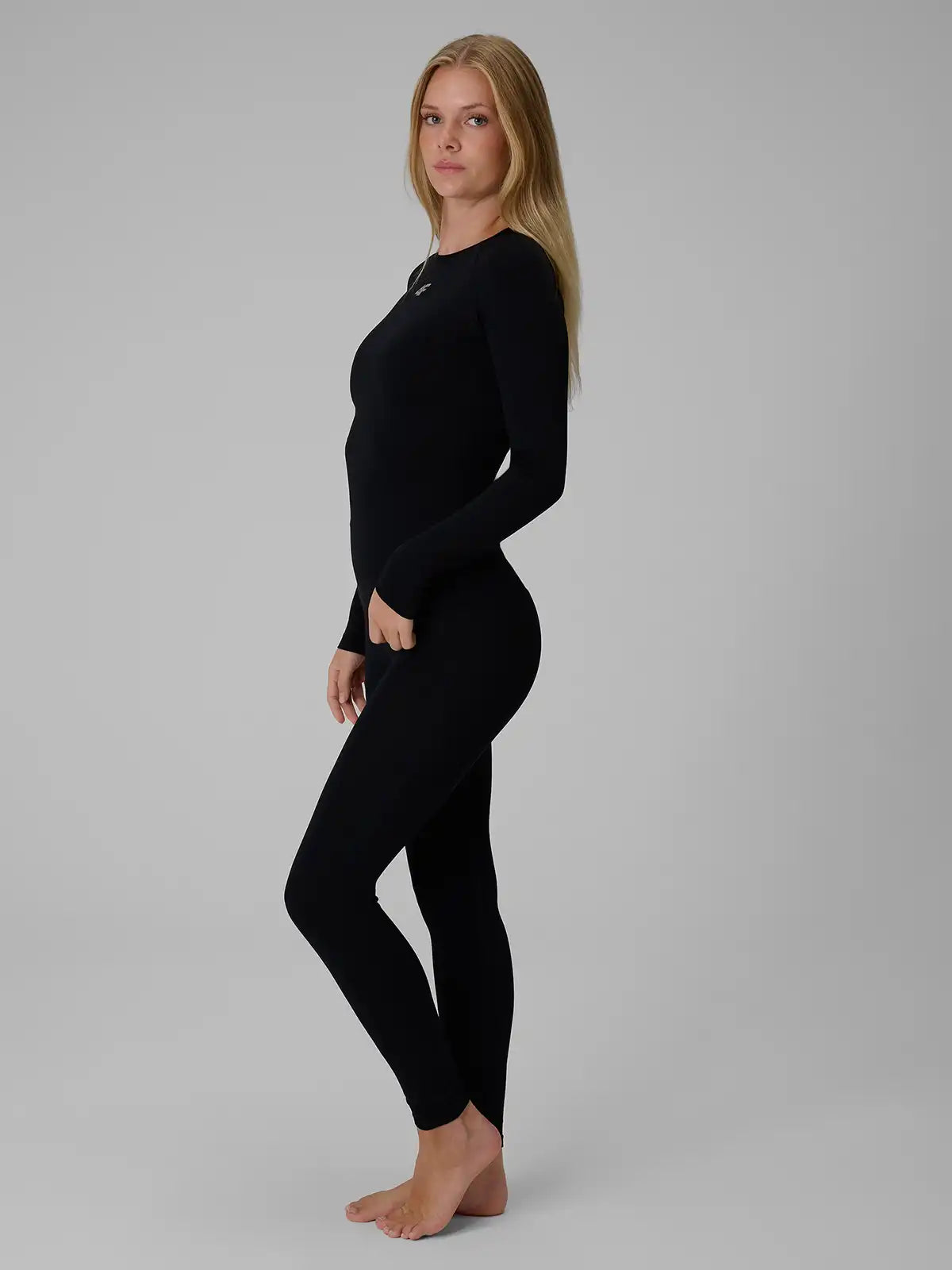 Женские леггинсы термо 4F F327 4FWAW26USEAF327 deep black