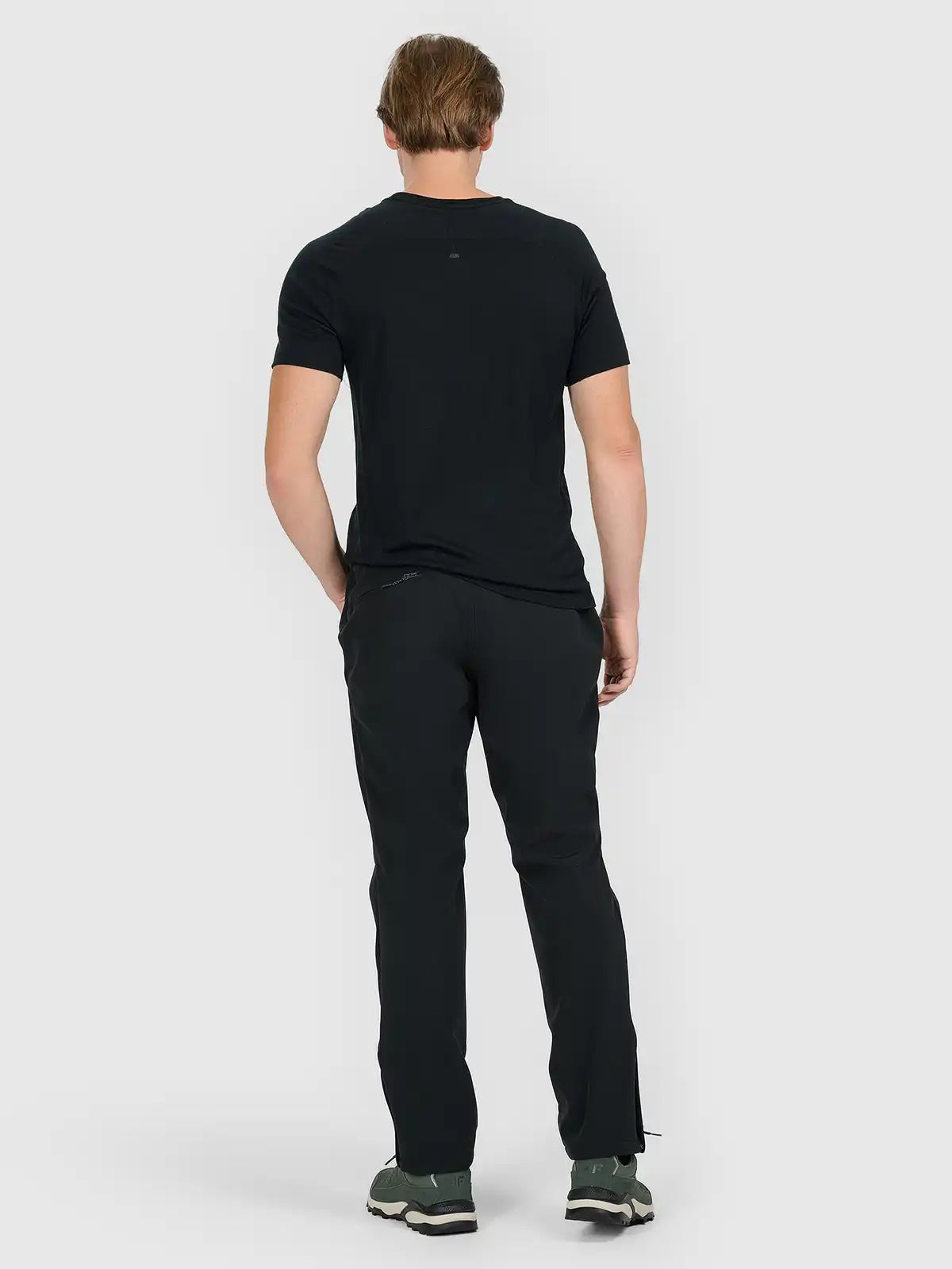 Pantaloni impermeabili pentru bărbați 4F M0990 4FWAW25TFTRM0990 deep black