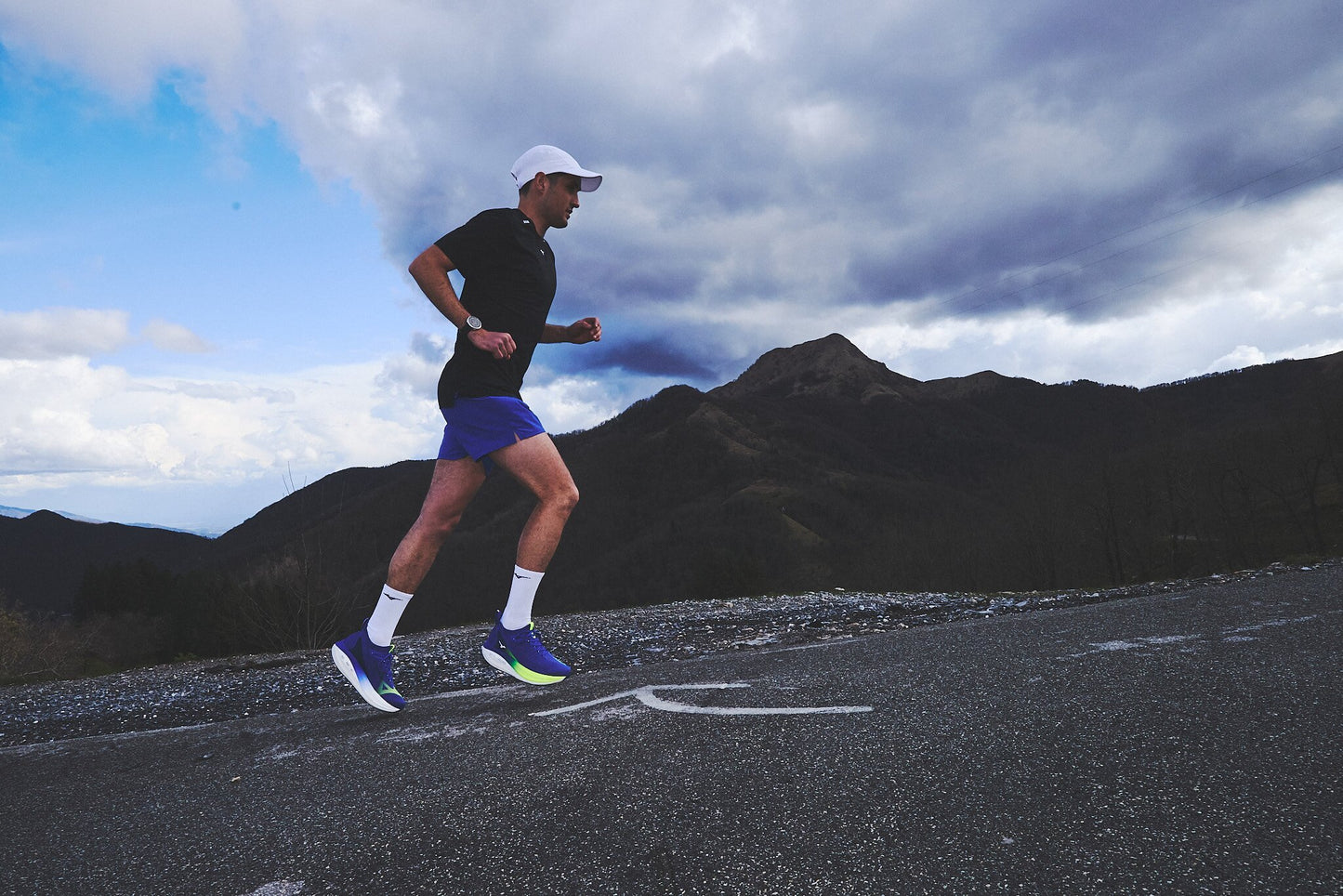 Кроссовки мужские для бега Mizuno NEO VISTA 2 J1GC2534 51