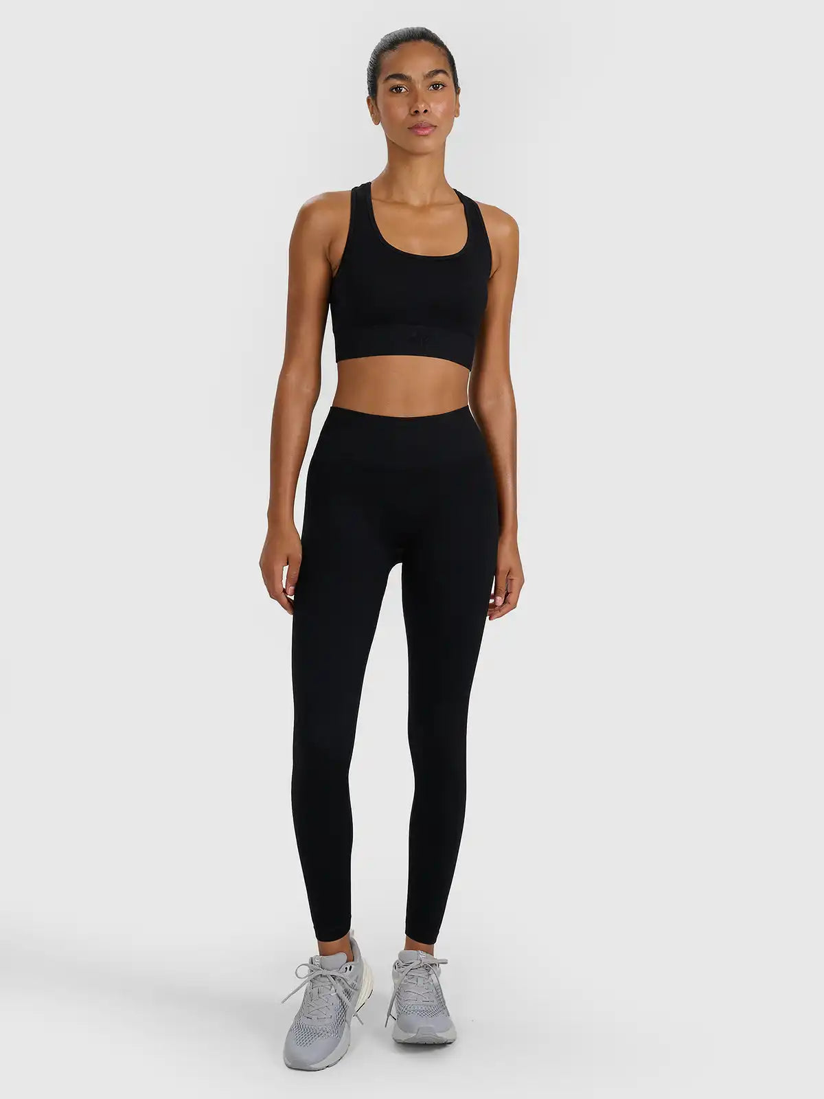 Bra pentru fitness 4F F214 4FWMM00USBAF214 deep black