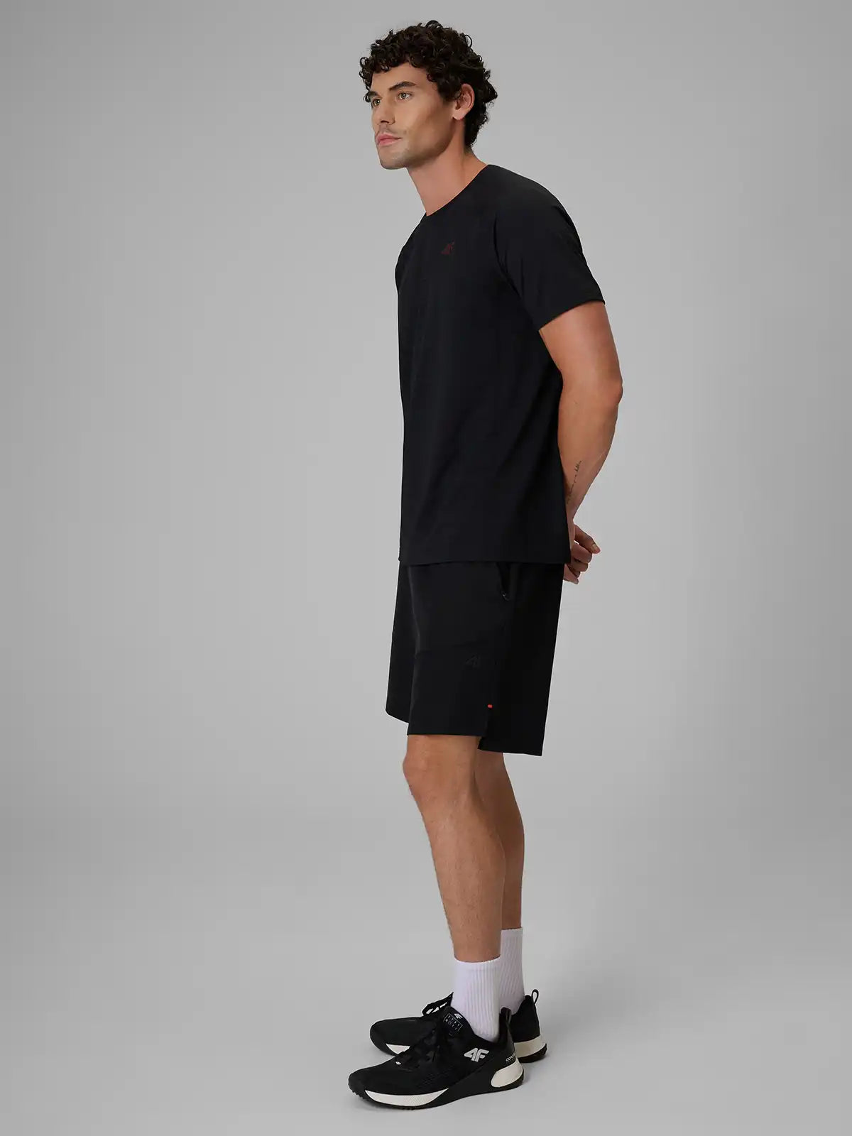 Tricou de fitness pentru bărbați 4F M2459 4FWAW26TFTSM2459 deep black