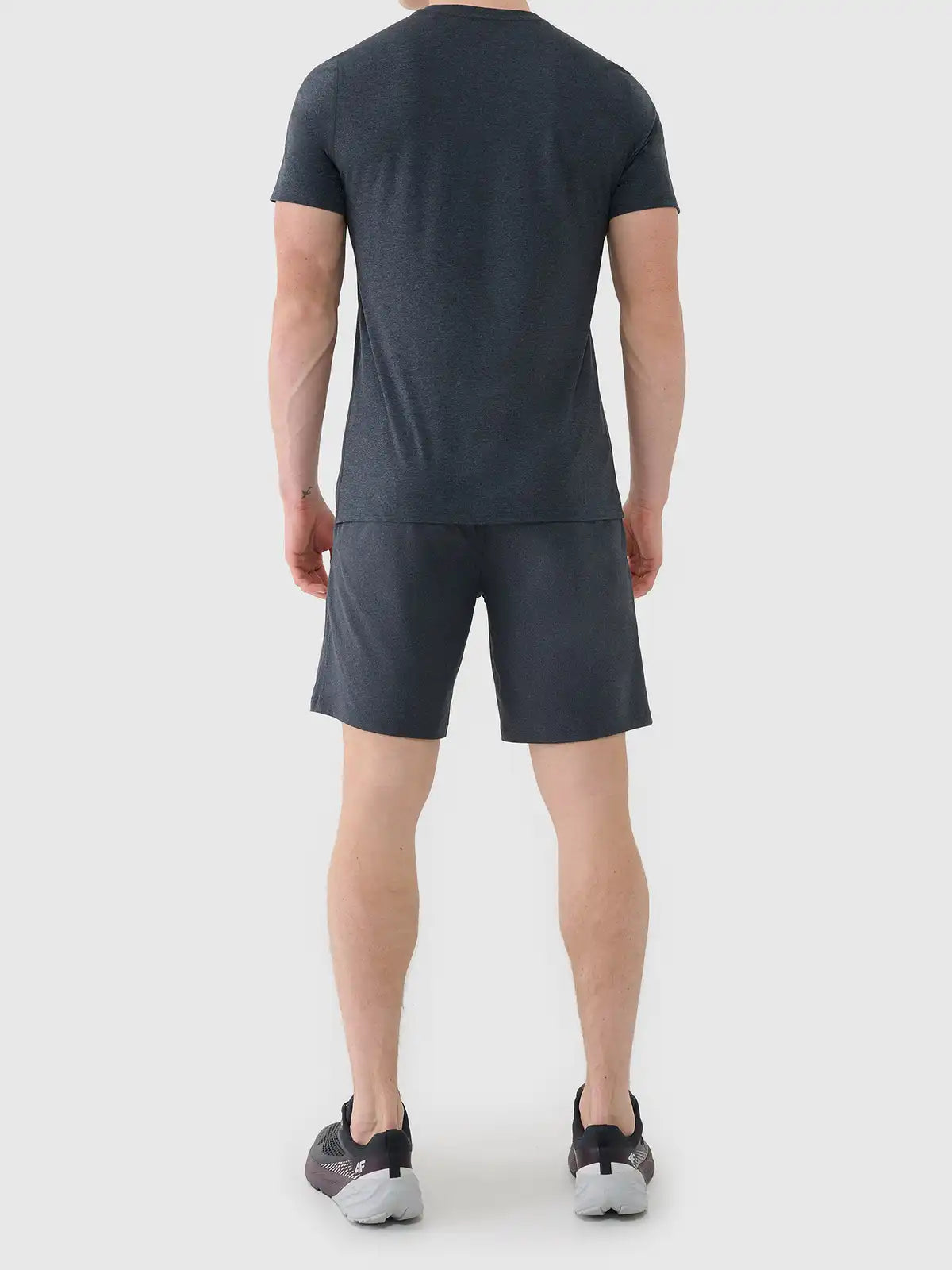 Pantaloni scurți de antrenament pentru bărbați  4F M1277 4FWSS26TFSHM1277 anthracite melange