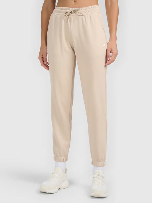 Joggeri pentru femei casual 4F F1754 4FWAW26TTROF1754 beige