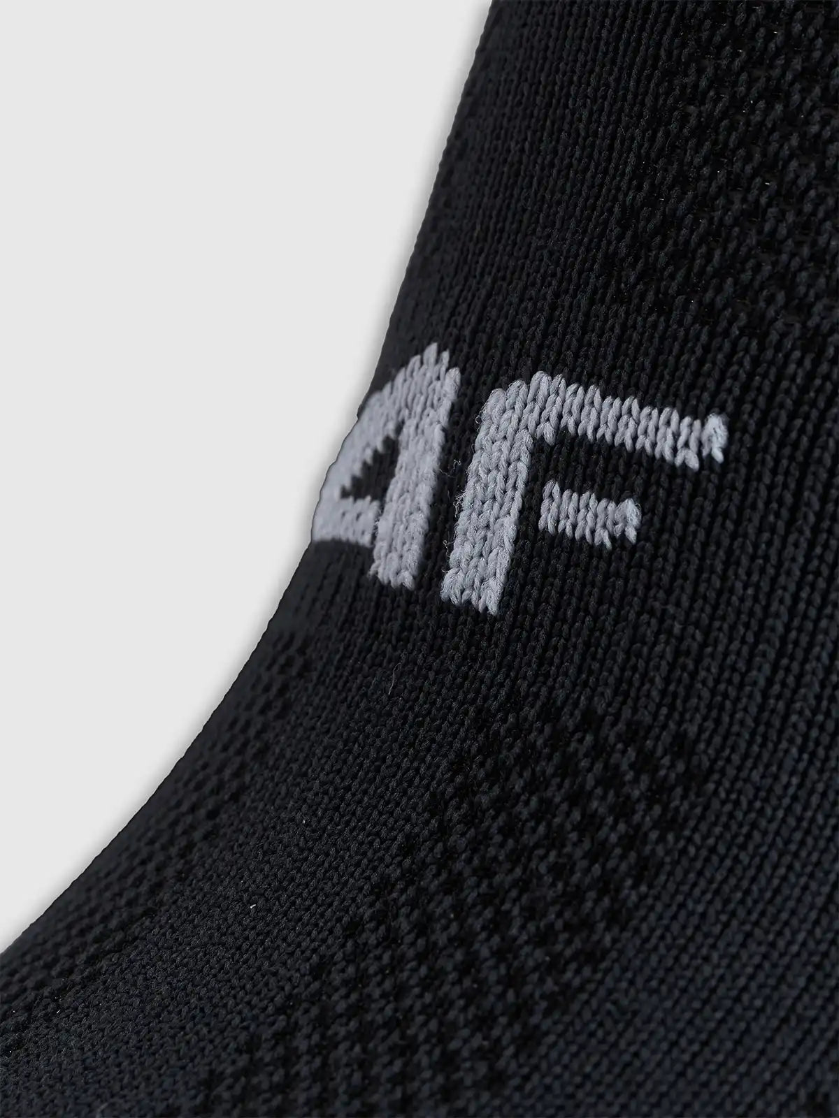 Șosete pentru sport 4F Socs fnk M245 4FWMM00UFSOF245 (3pack) deep black